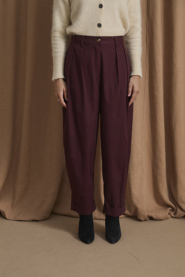 SOPHIE + LUCIE Mar Chino Burgandy Chinos