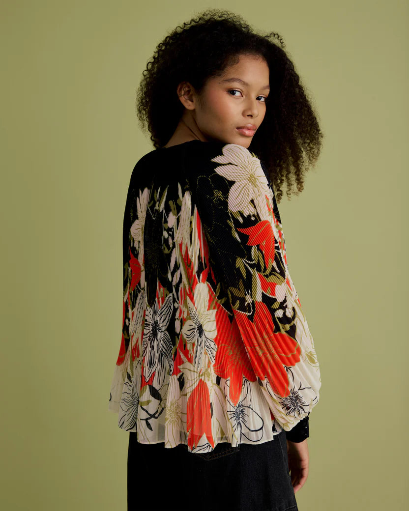 Florere Pleated Sleeve Blouse