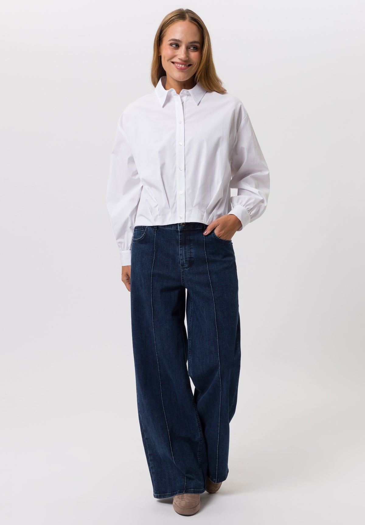 Tuzzi Cropped-Style White Shirt