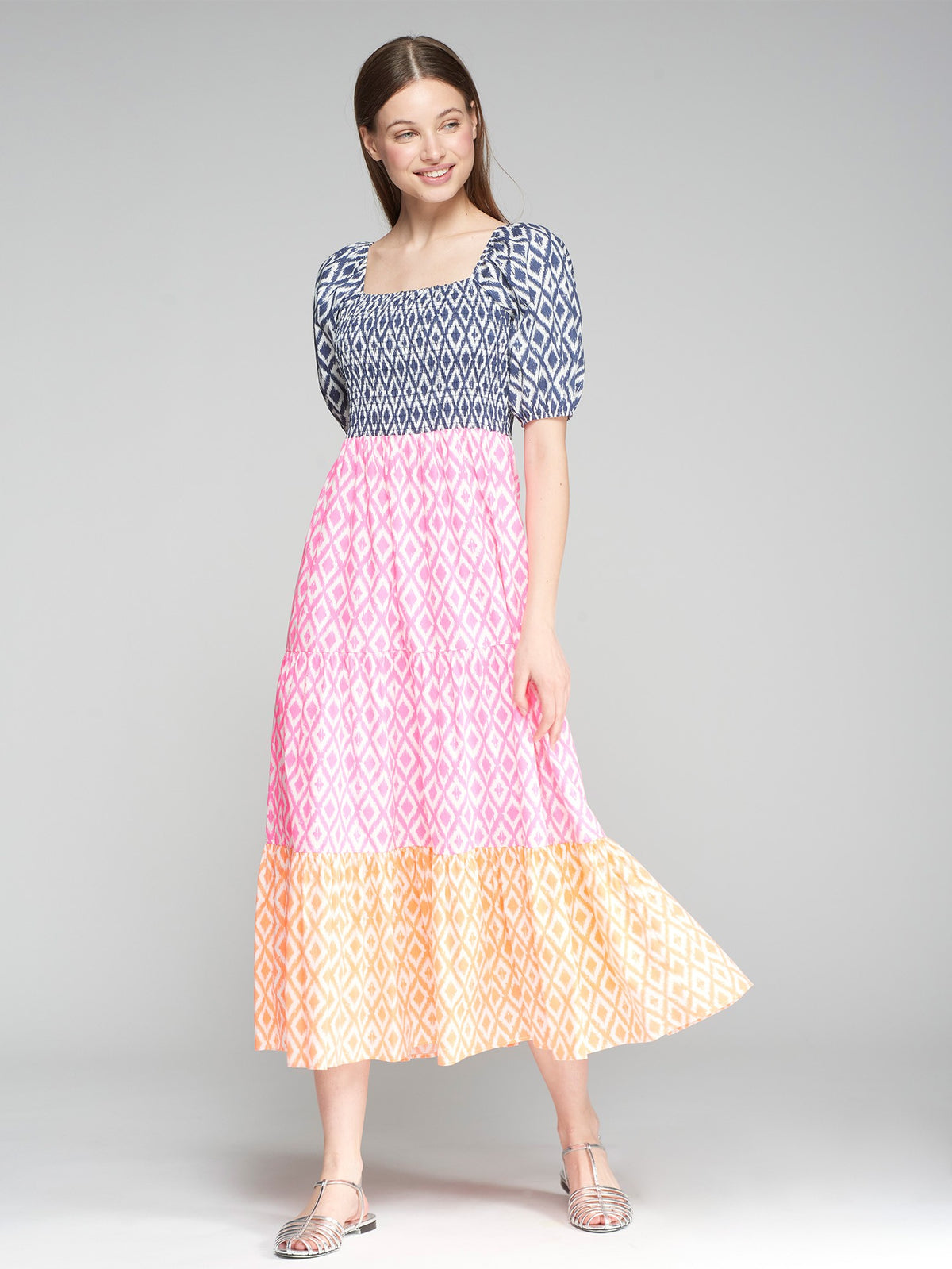 Vilagallo Vetora Ikat Fluro Rosa Dress