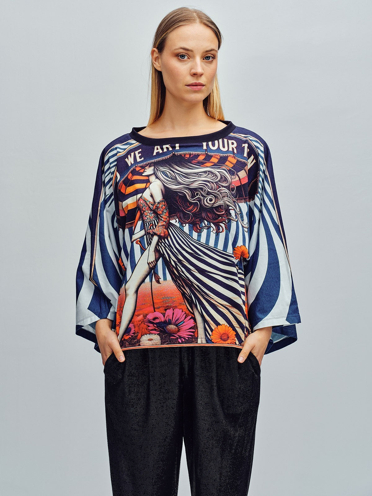 CUSTO Kate Art Your Tan Kimono Style T-shirt