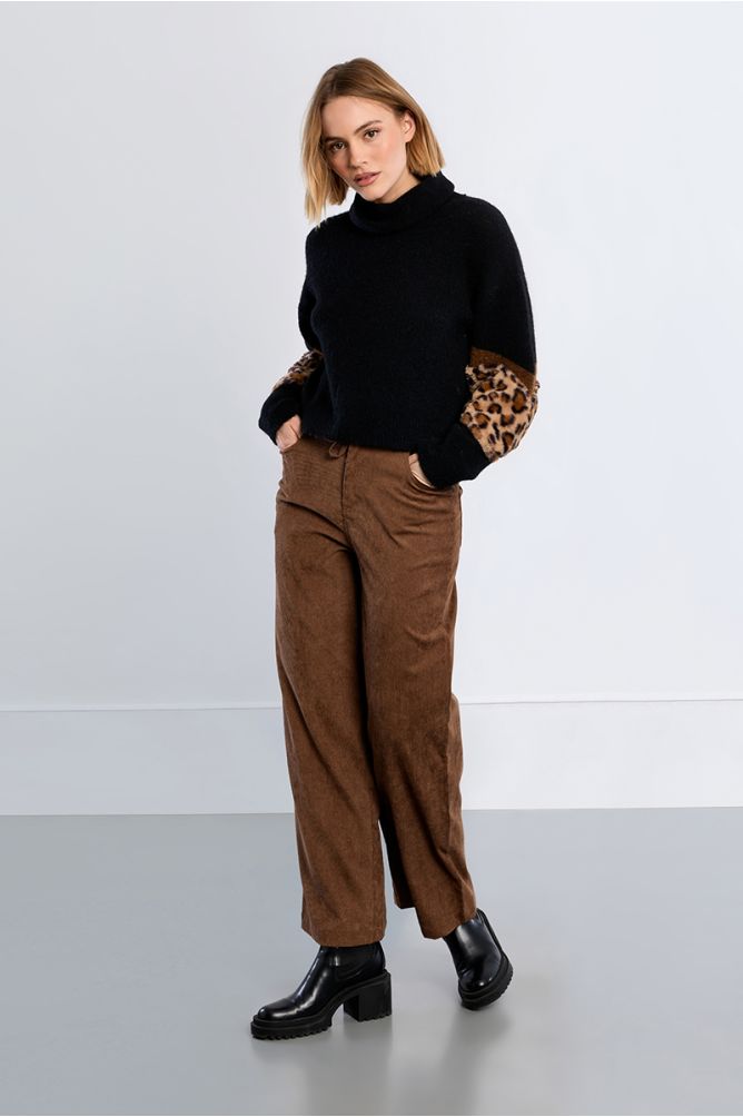 Molly Bracken Bi-Material Sweater With Leopard Accent