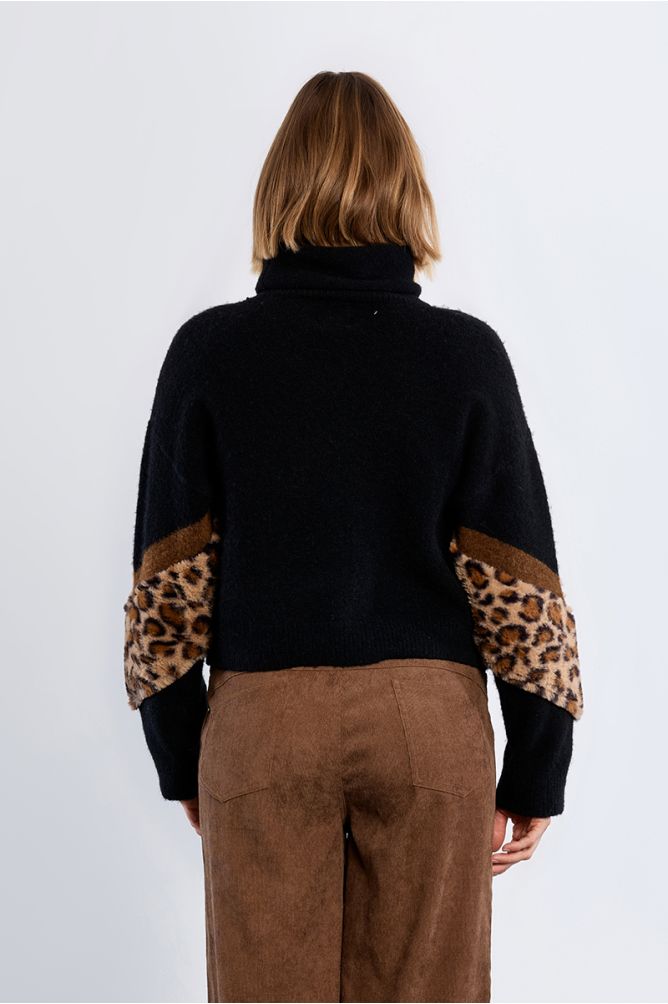 Molly Bracken Bi-Material Sweater With Leopard Accent