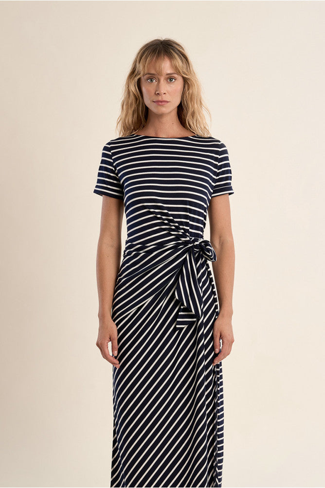 Molly Bracken Casual Maxi Dress With Bow - Navy/White