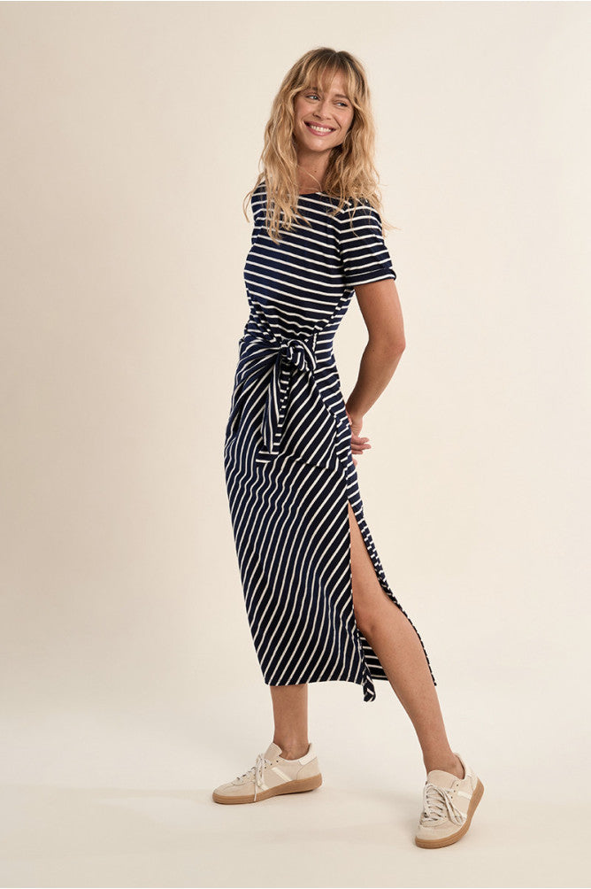 Molly Bracken Casual Maxi Dress With Bow - Navy/White