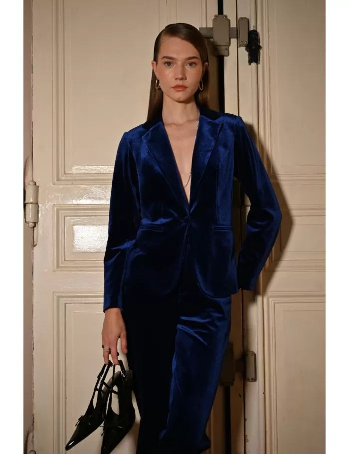Molly Bracken Fitted Velvet Navy Blazer