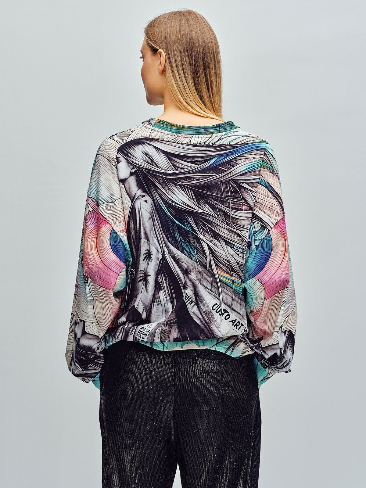 CUSTO Art Gown Hair Sweatshirt