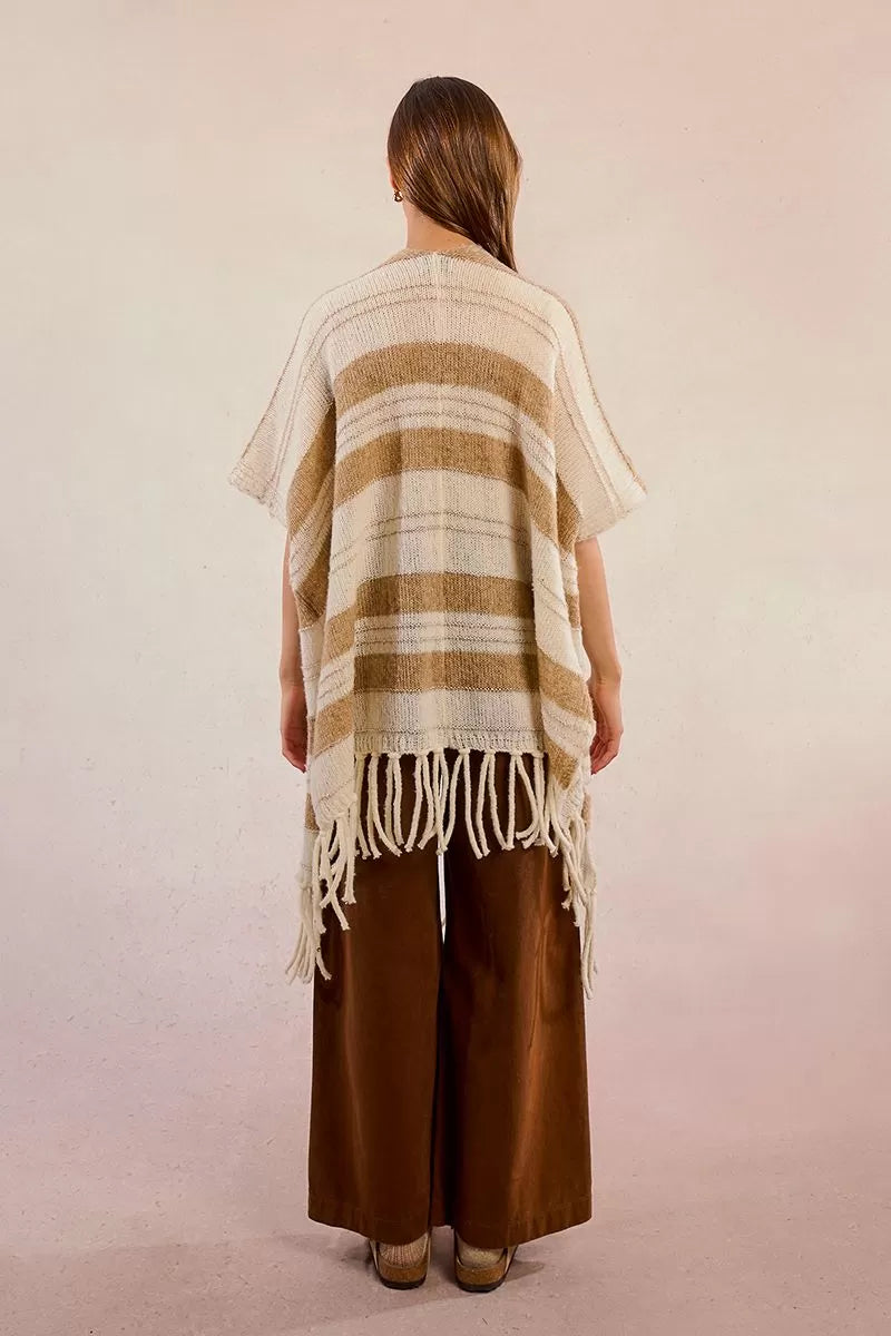 Molly Bracken Open Fringed Off White/Beige Poncho
