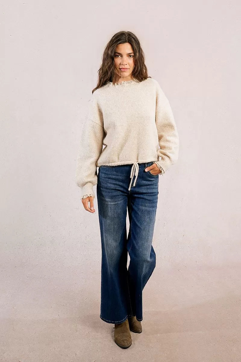Molly Bracken Cream Sweatshirt-Style Knitted Sweater With Lace Edge