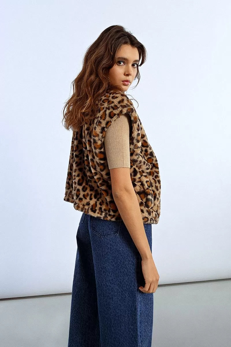 Lili Sidonio Textured Animal Print Vest