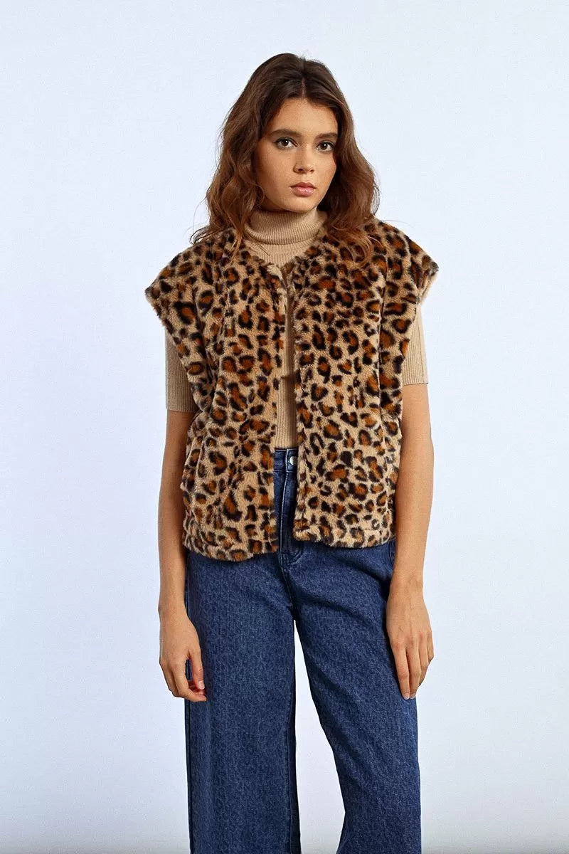 Lili Sidonio Textured Animal Print Vest