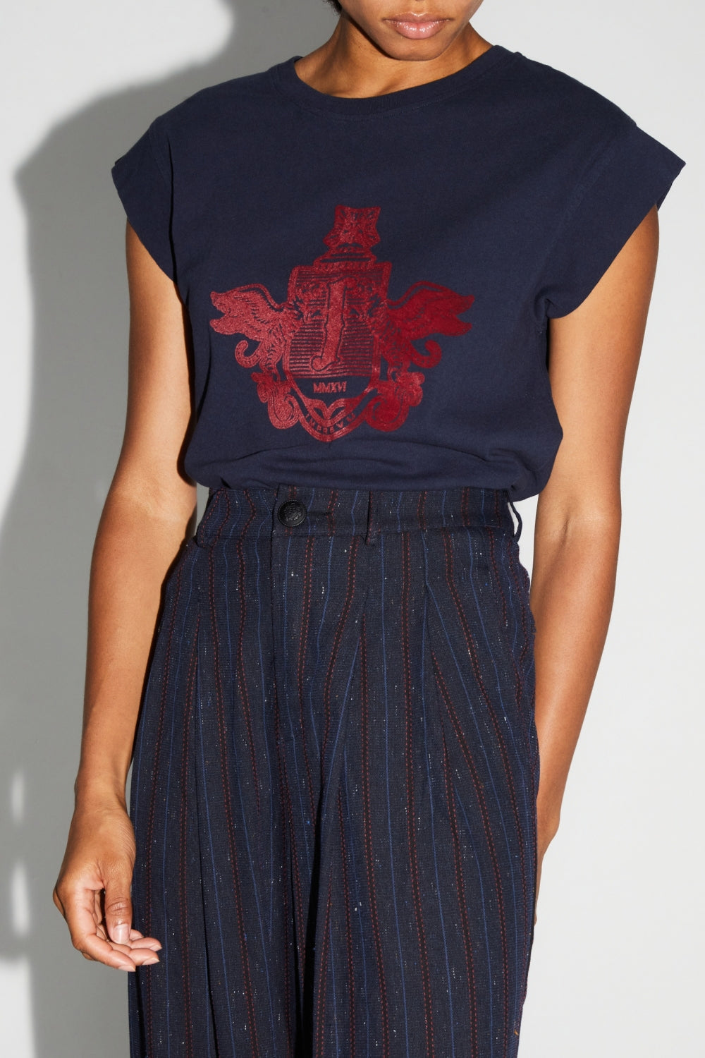 IMPREVU J Navy Robbie Tshirt