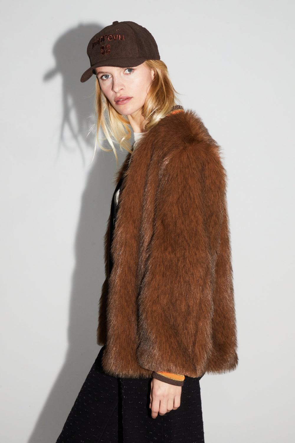 IMPREVU Nova Chocolate Fancy Faux Fur