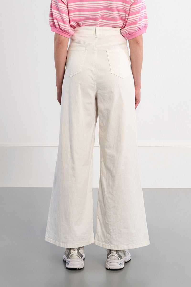 Lili Sidonio White Wide Flared Jeans