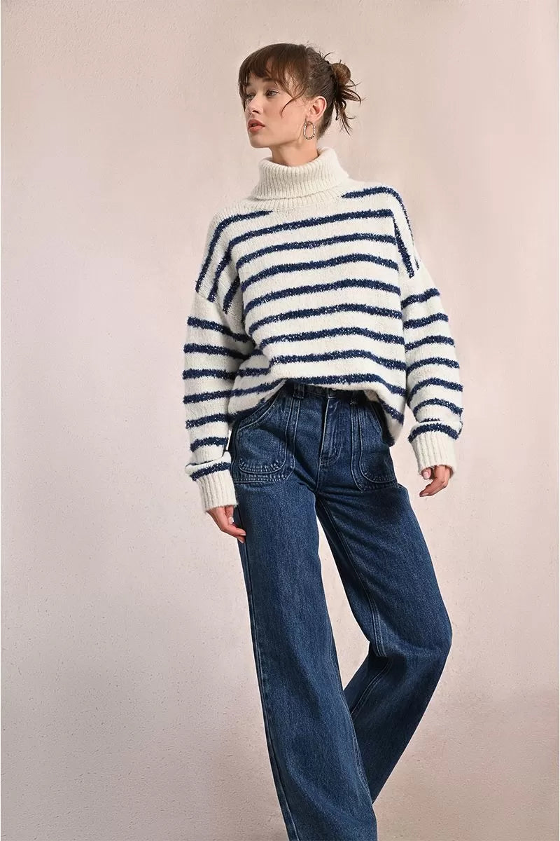 Molly Bracken Wide Leg Denim Blue Jeans With Top Stitching