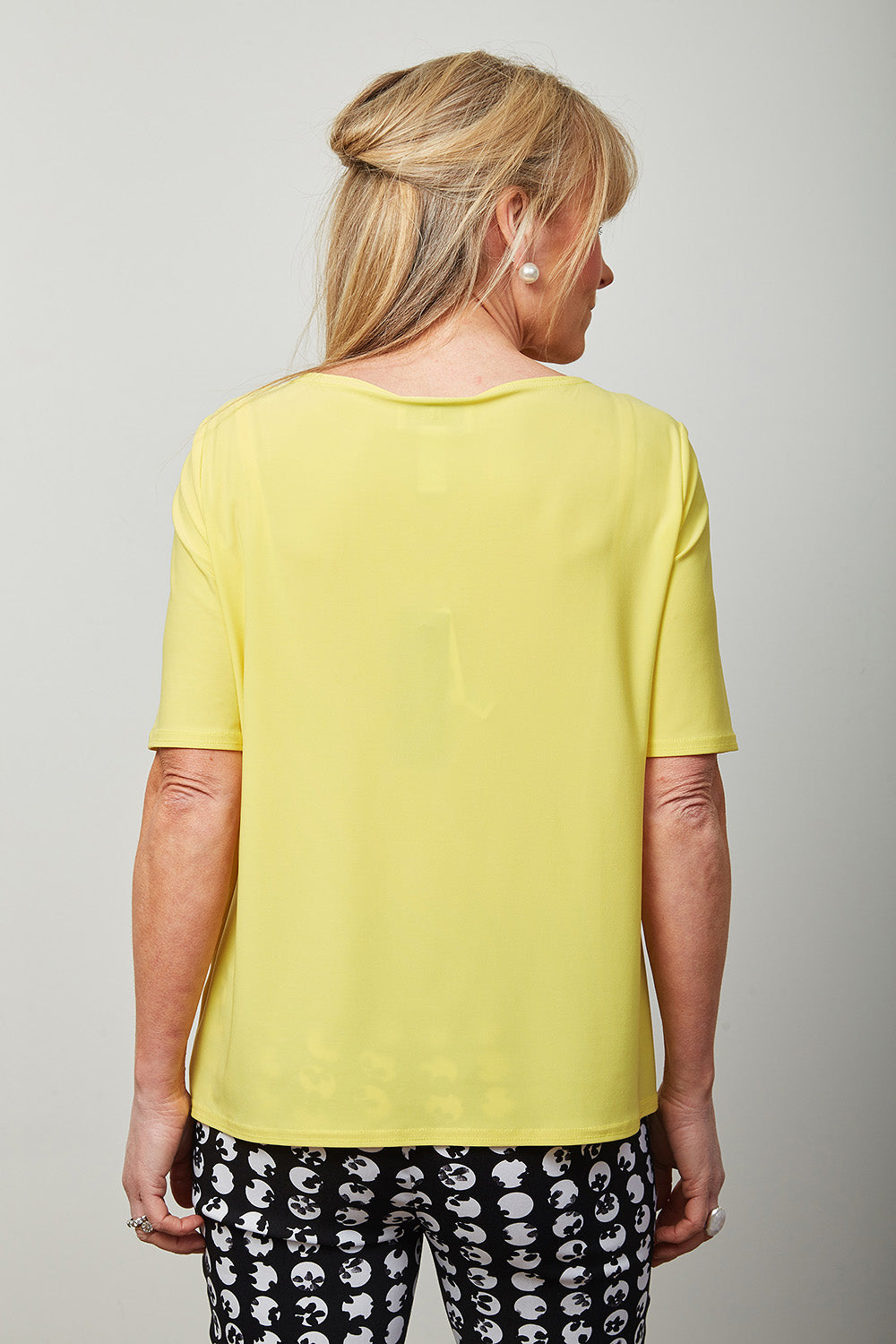 Joseph Ribkoff Masterful Cut Top
