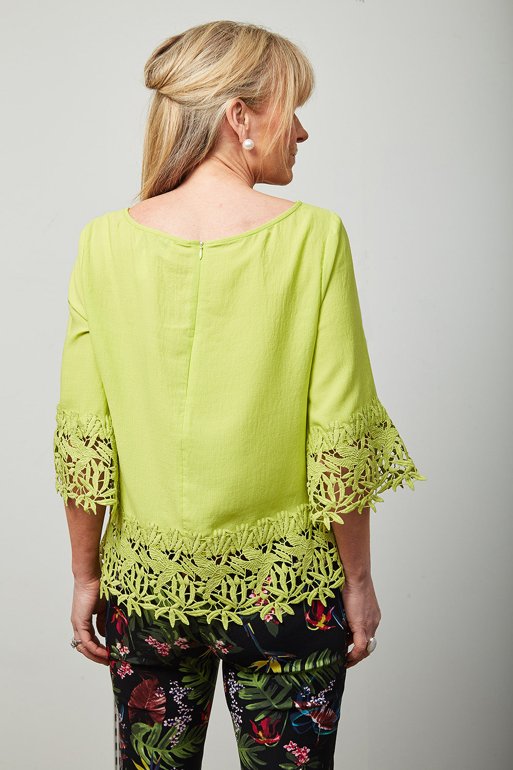 Joseph Ribkoff Hem Design Top