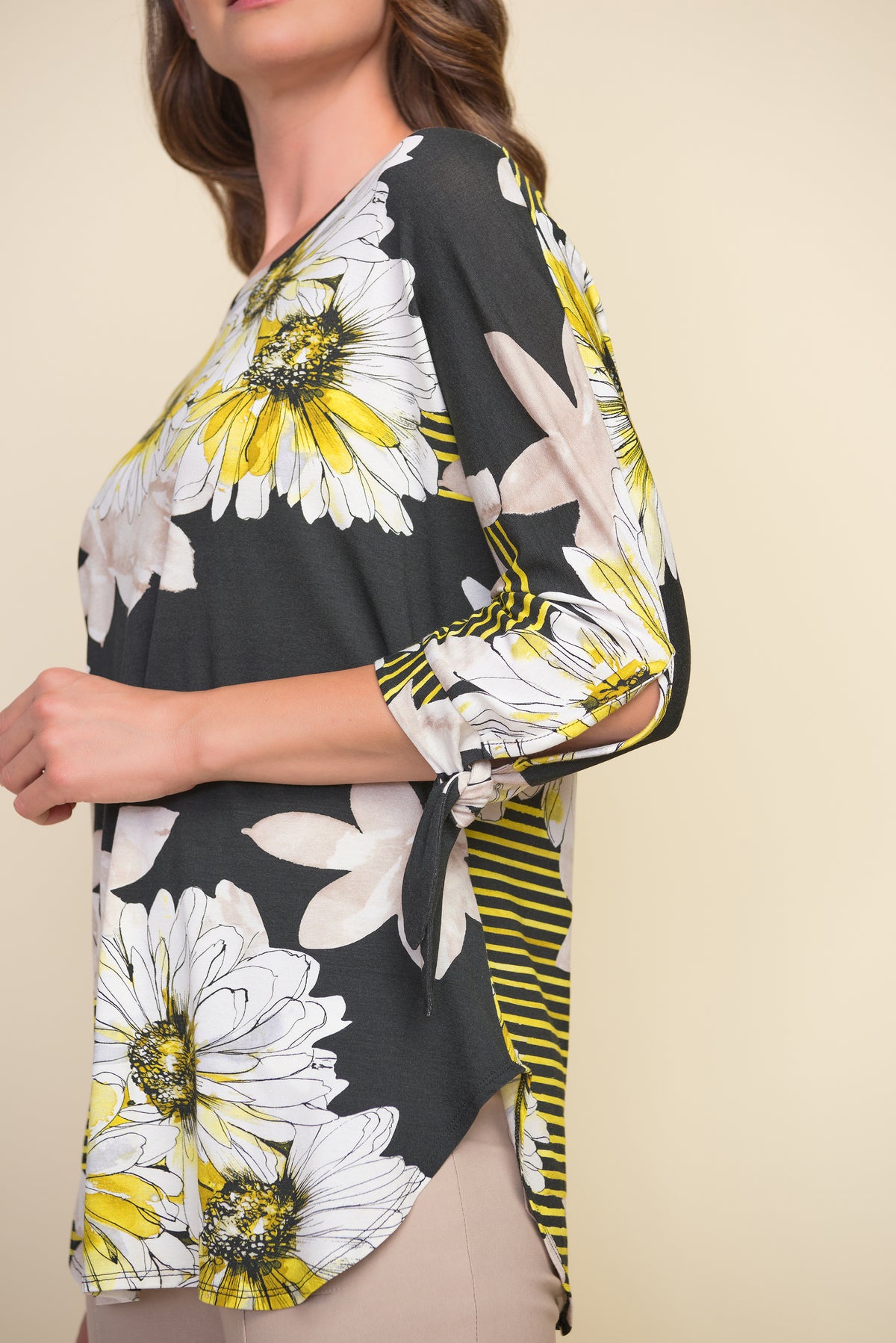 Joseph Ribkoff Daisy Print Pattern Top