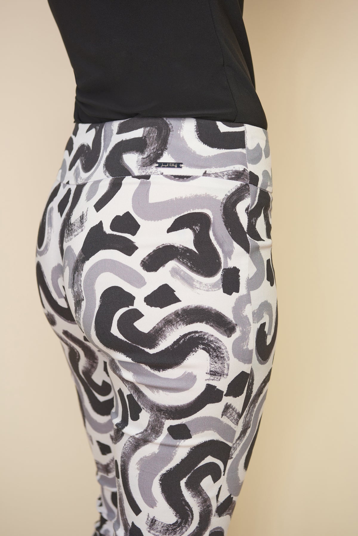 Joseph Ribkoff Pull-On Geometric Pattern Pants