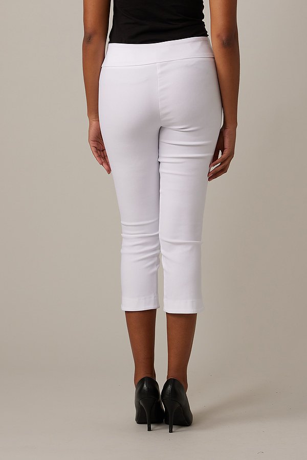 Joseph Ribkoff White Button Details Capris