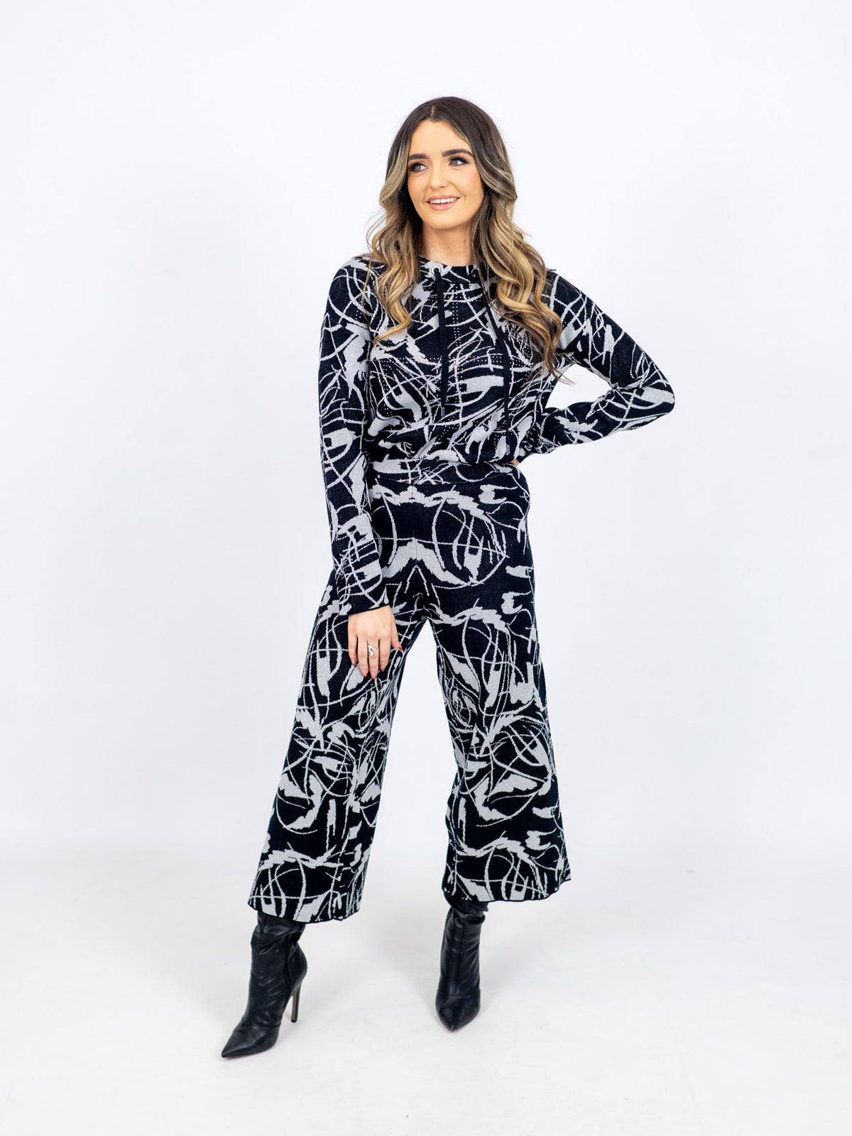 Joseph Ribkoff Metallic Jacquard Top