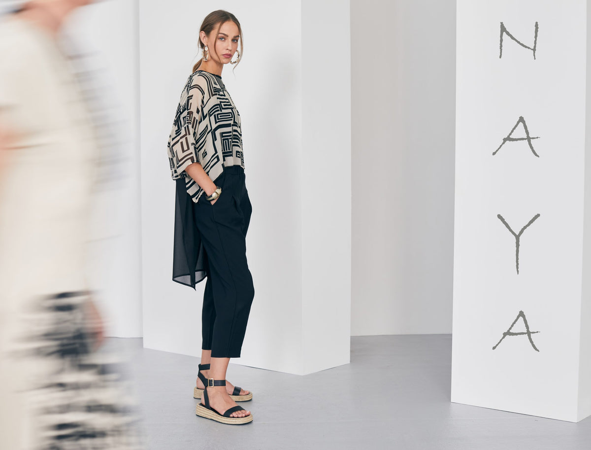 Naya Square Print Top